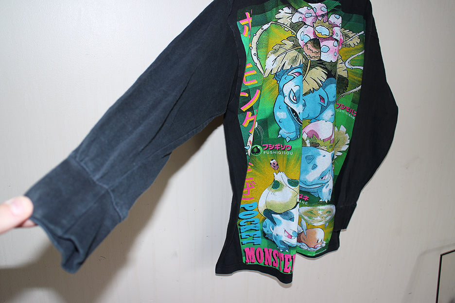 Base Set #3 on Vintage Tanu Longsleeve (M)