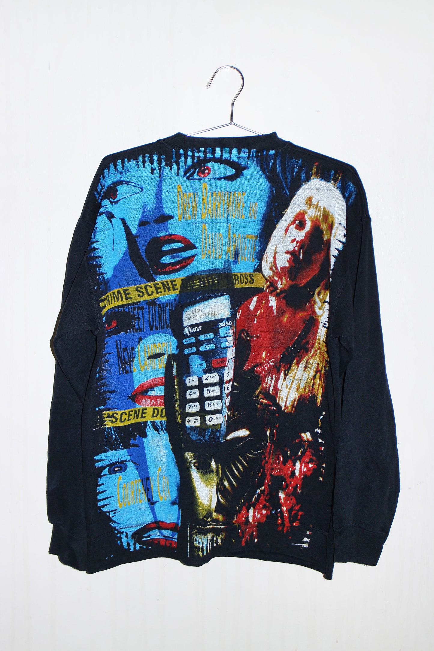 SCREAM/Ghostface on vintage pro spirit sweatshirt (XL)